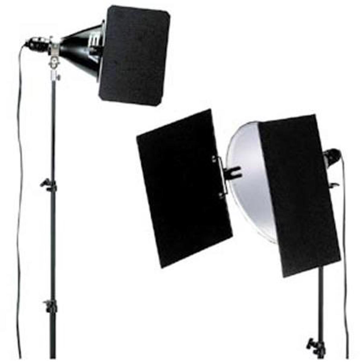 

Smith-Victor BDT10, 2 Leaf, 10" Thrifty Barndoor Set for 8" or 10" Reflectors