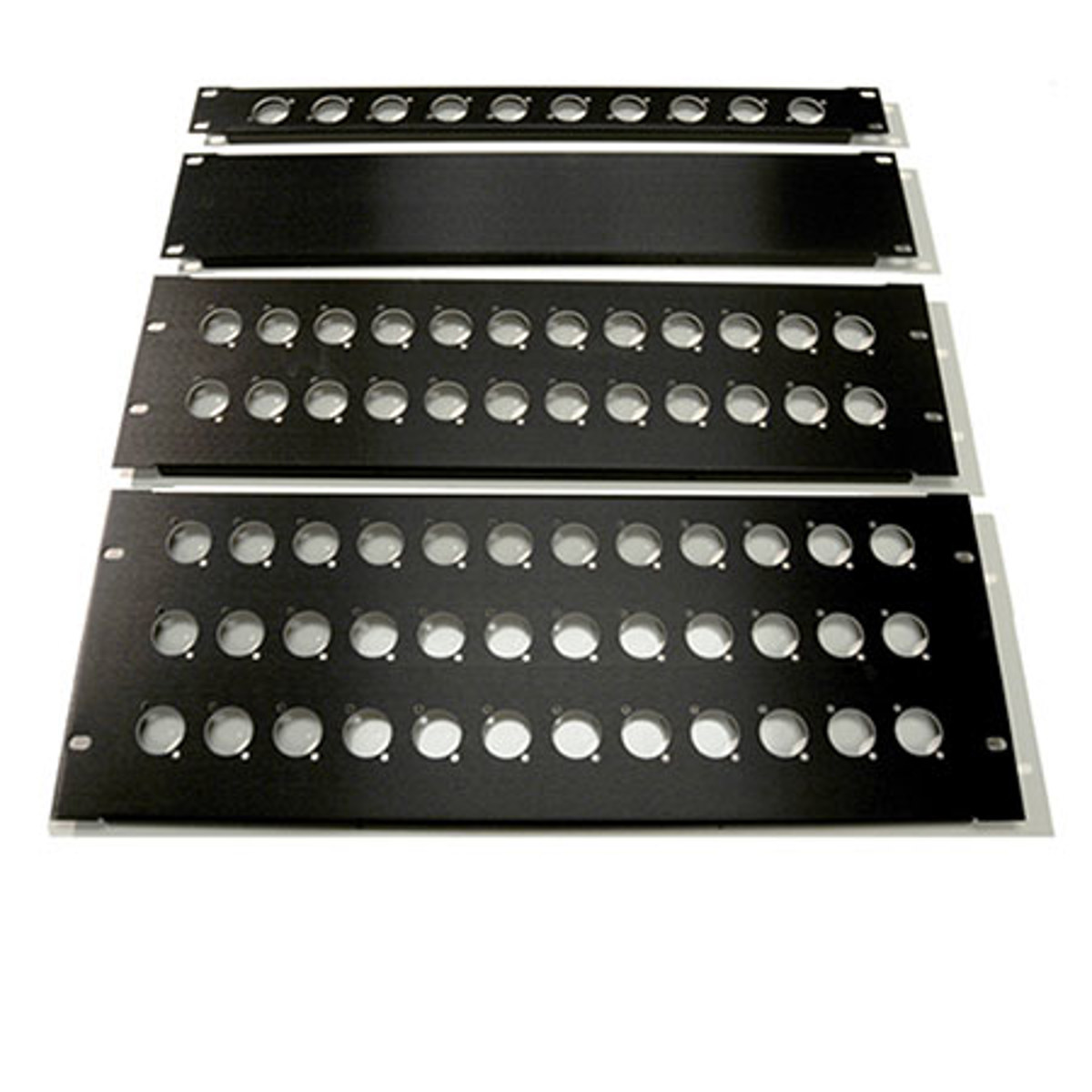 

Whirlwind 8.75" 5RU Space Unpunched Rack Panel, Blank Holes